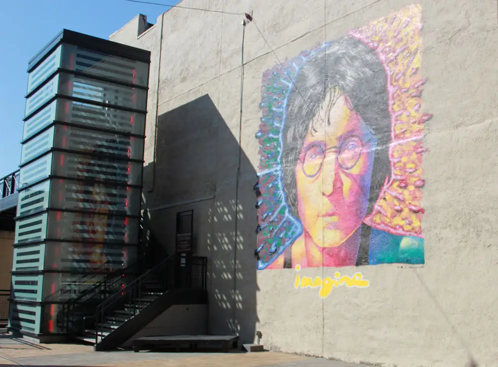Leagen-Walllace's mural of John Lennon
